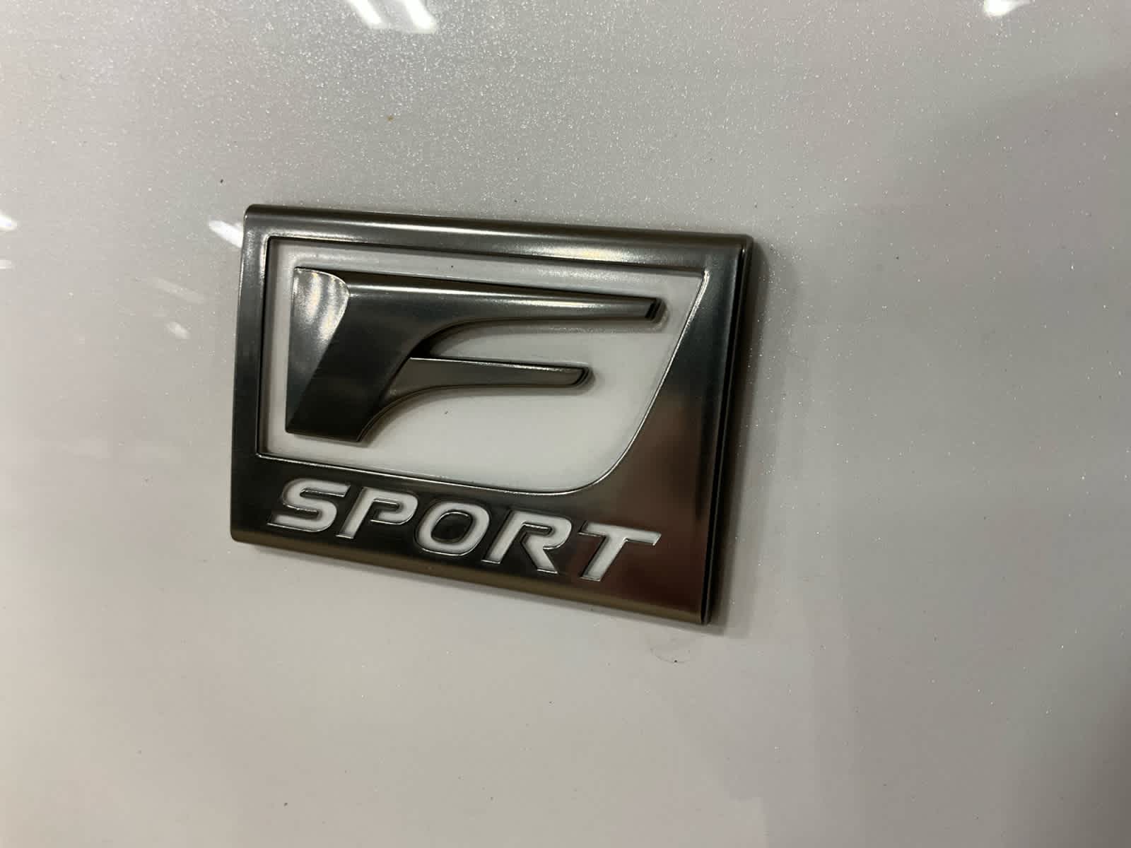 2023 Lexus ES 350 F SPORT Handling