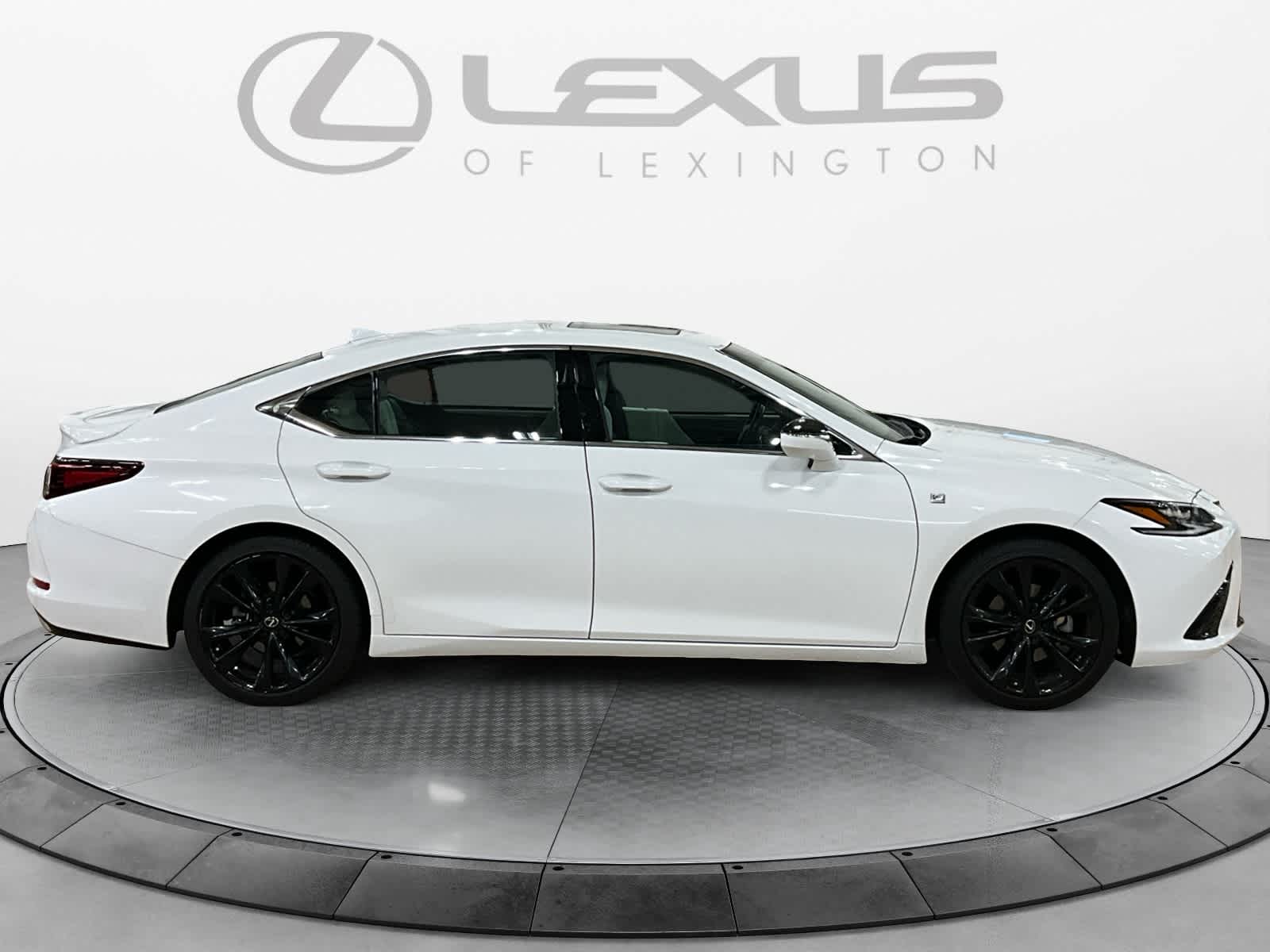 2023 Lexus ES 350 F SPORT Handling