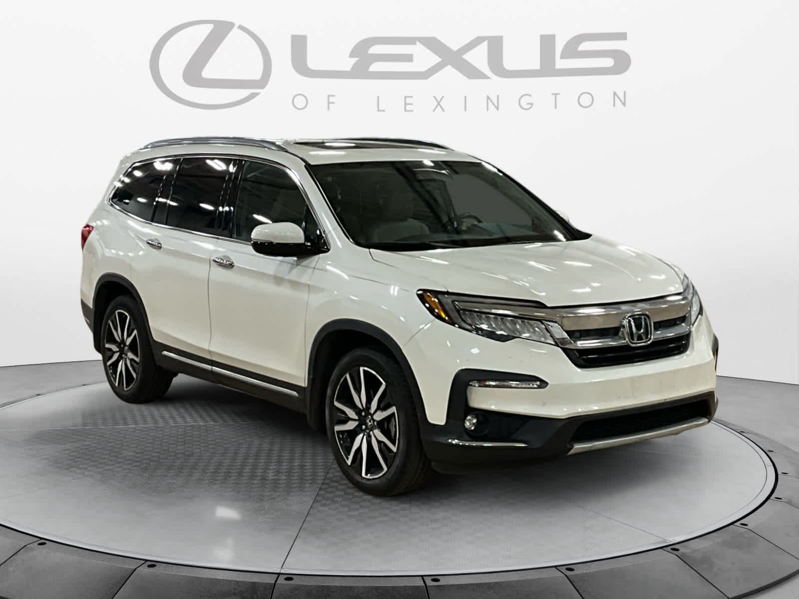 2019 Honda Pilot Touring 7-Passenger