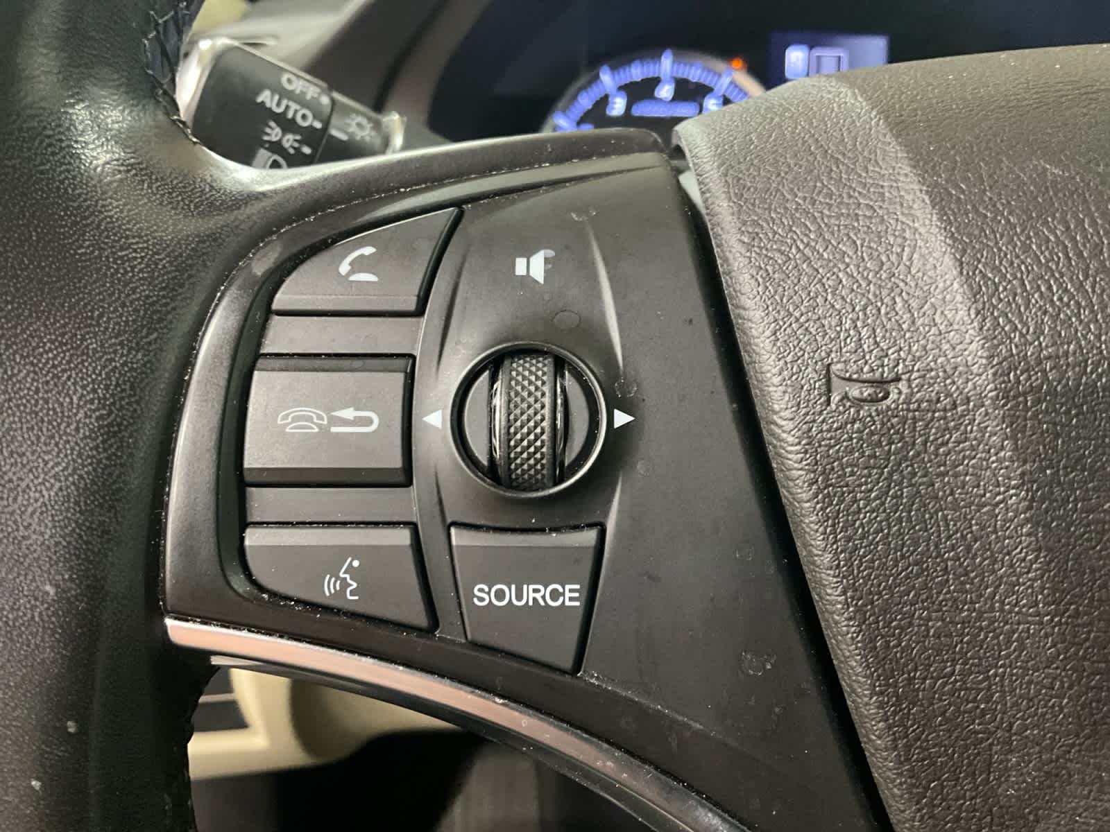 2018 Acura MDX w/Technology Pkg