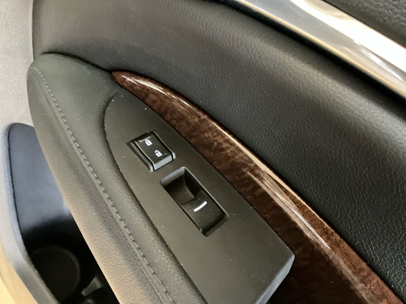 2017 Acura MDX w/Technology Pkg