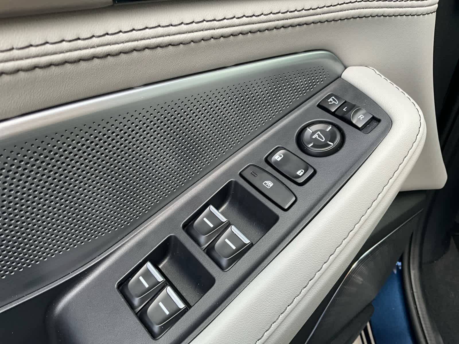 2026 Acura MDX w/Advance Package