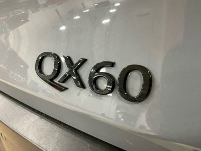 2025 INFINITI QX60 LUXE