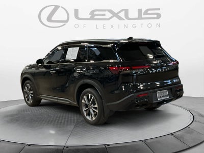 2023 INFINITI QX60 LUXE