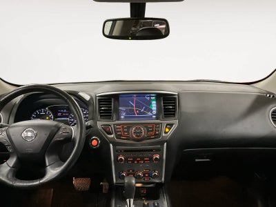 2019 Nissan Pathfinder SL