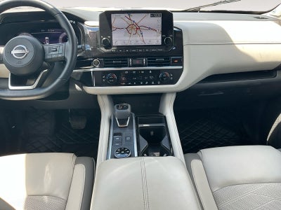 2022 Nissan Pathfinder Platinum