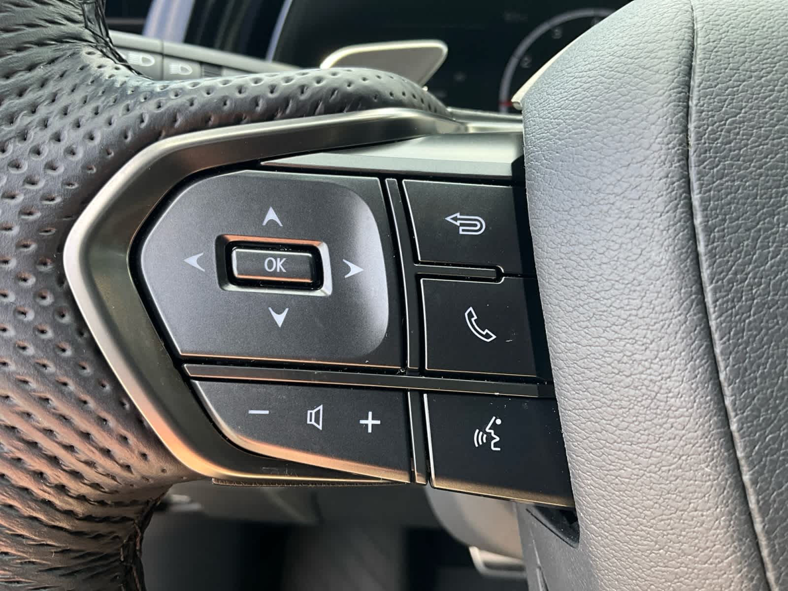2025 Lexus TX 350 F SPORT Handling