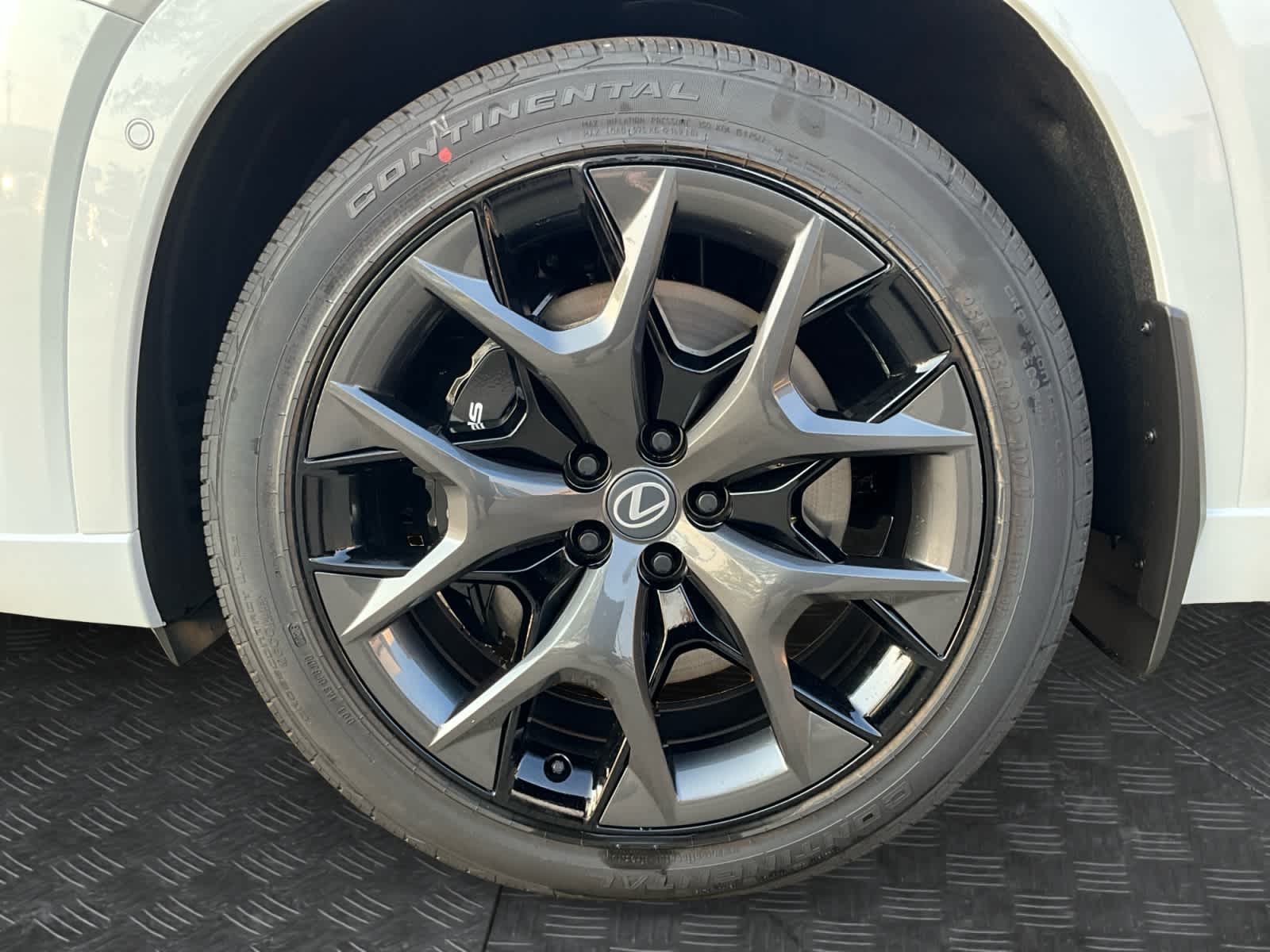 2026 Lexus TX 500h F SPORT Performance Premium