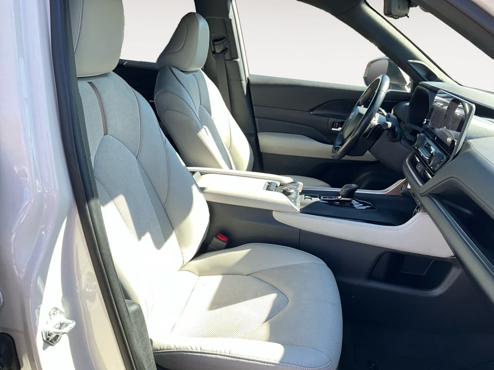 2024 Toyota Grand Highlander Hybrid MAX Platinum