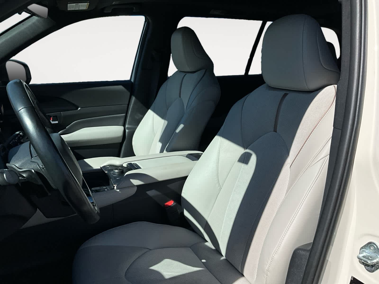 2024 Toyota Grand Highlander Hybrid MAX Platinum