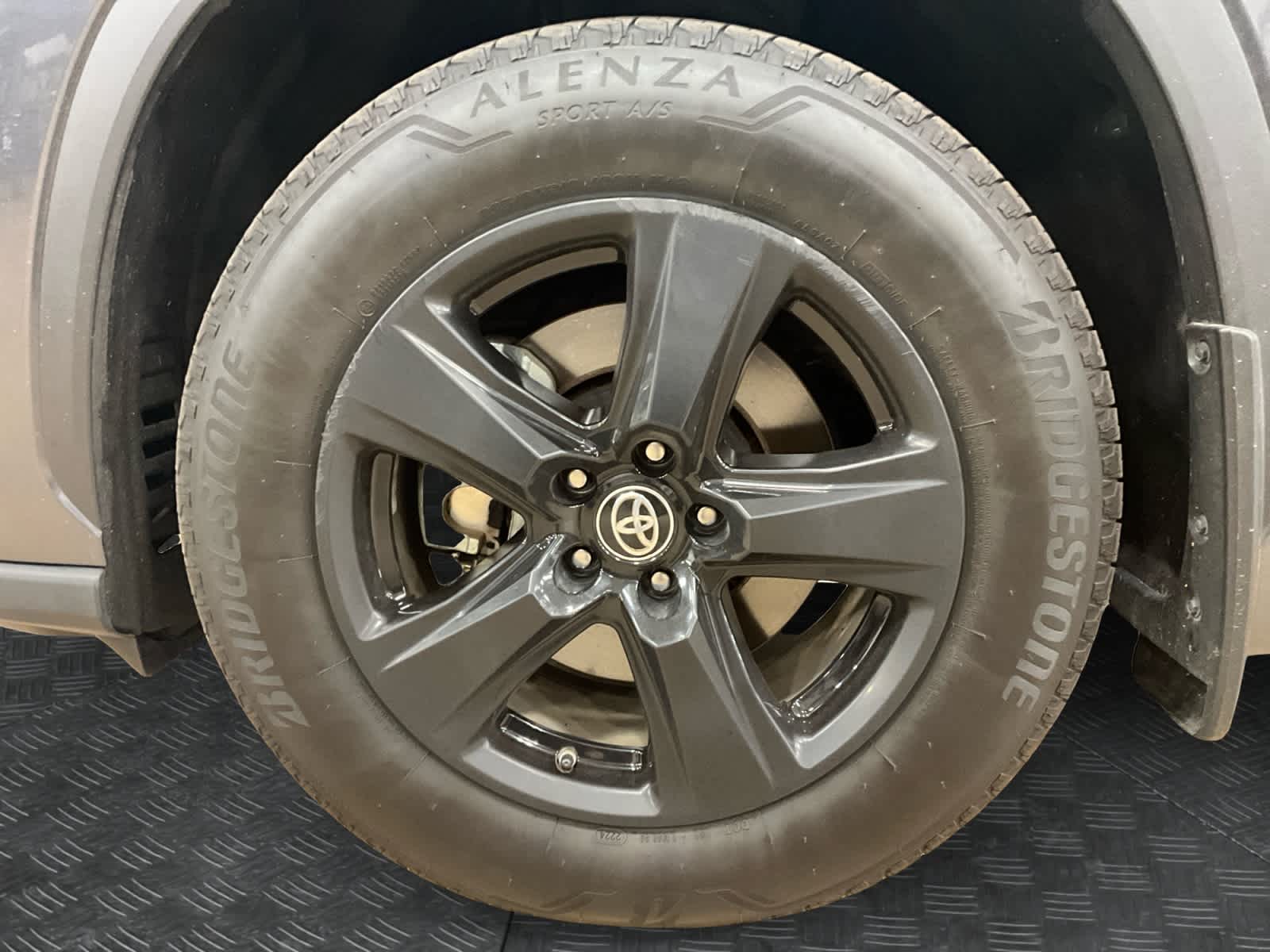 2021 Toyota Highlander Hybrid LE