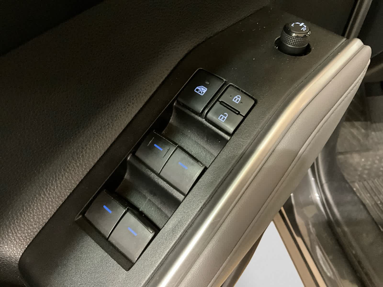 2021 Toyota Highlander Hybrid LE