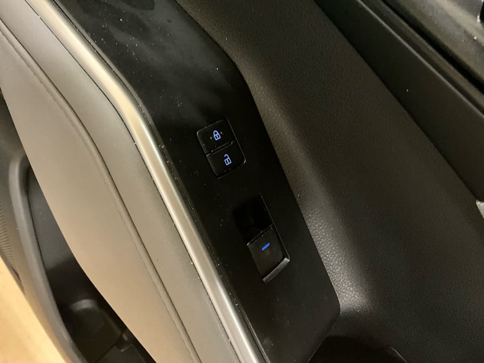 2021 Toyota Highlander Hybrid LE
