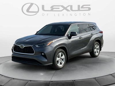 2022 Toyota Highlander LE