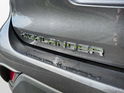 2022 Toyota Highlander LE