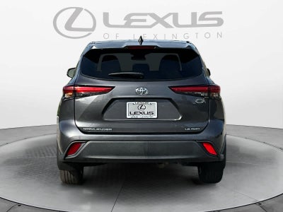 2022 Toyota Highlander LE