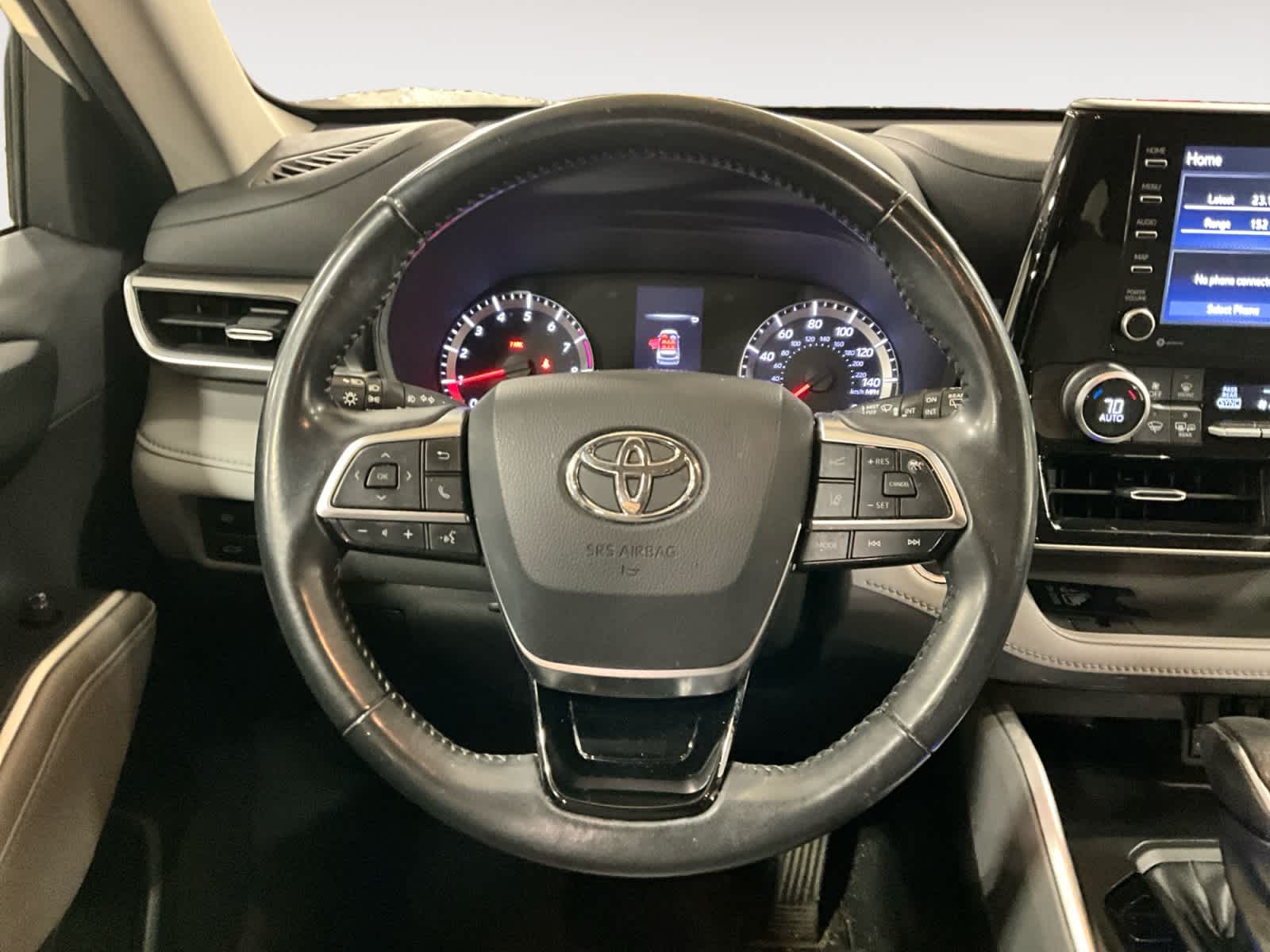 2021 Toyota Highlander LE