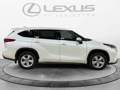 2021 Toyota Highlander LE