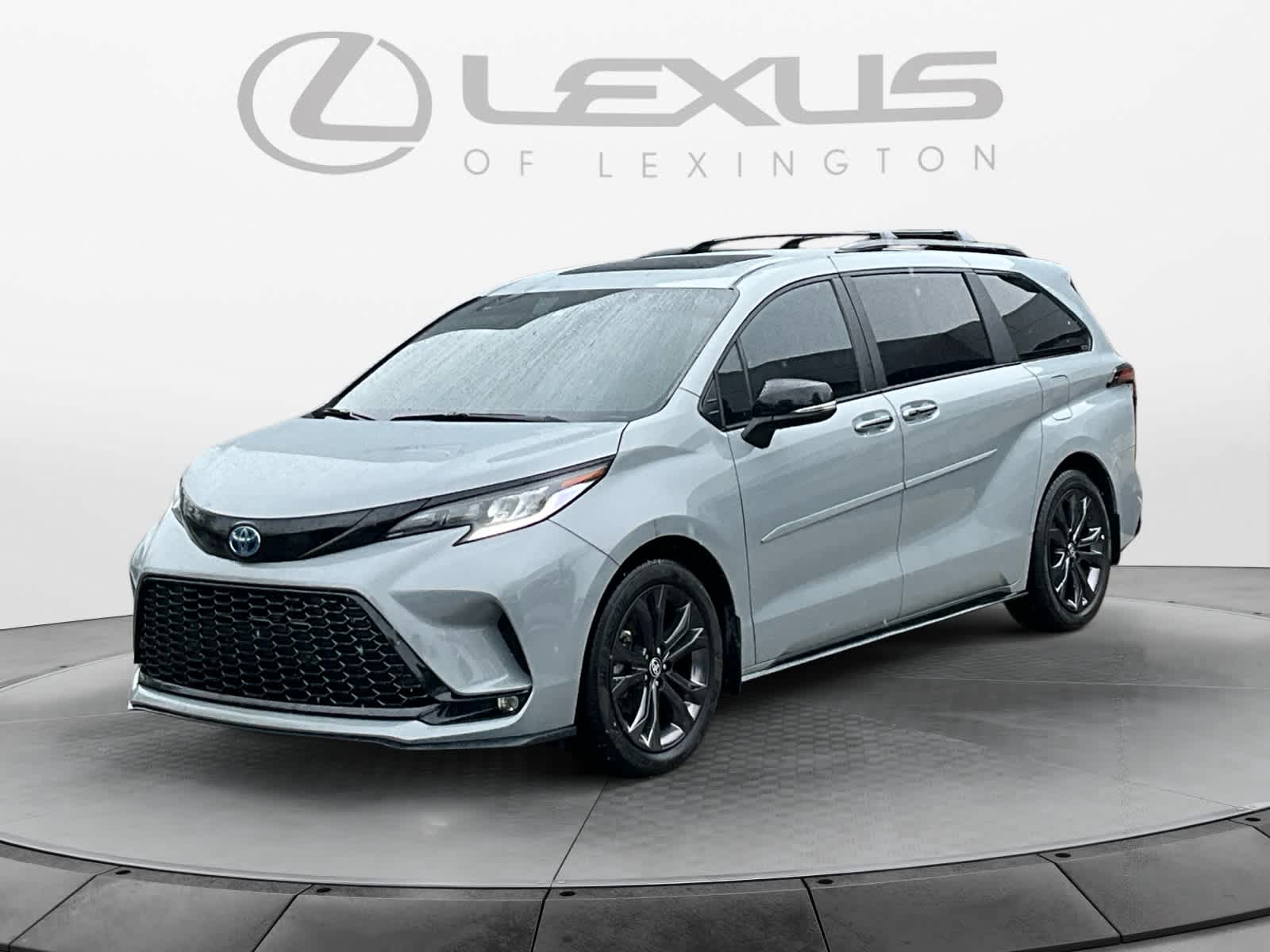 2025 Toyota Sienna XSE