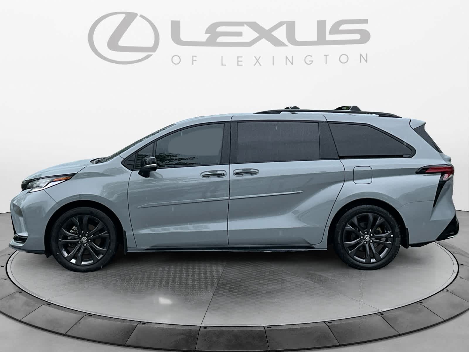 2025 Toyota Sienna XSE