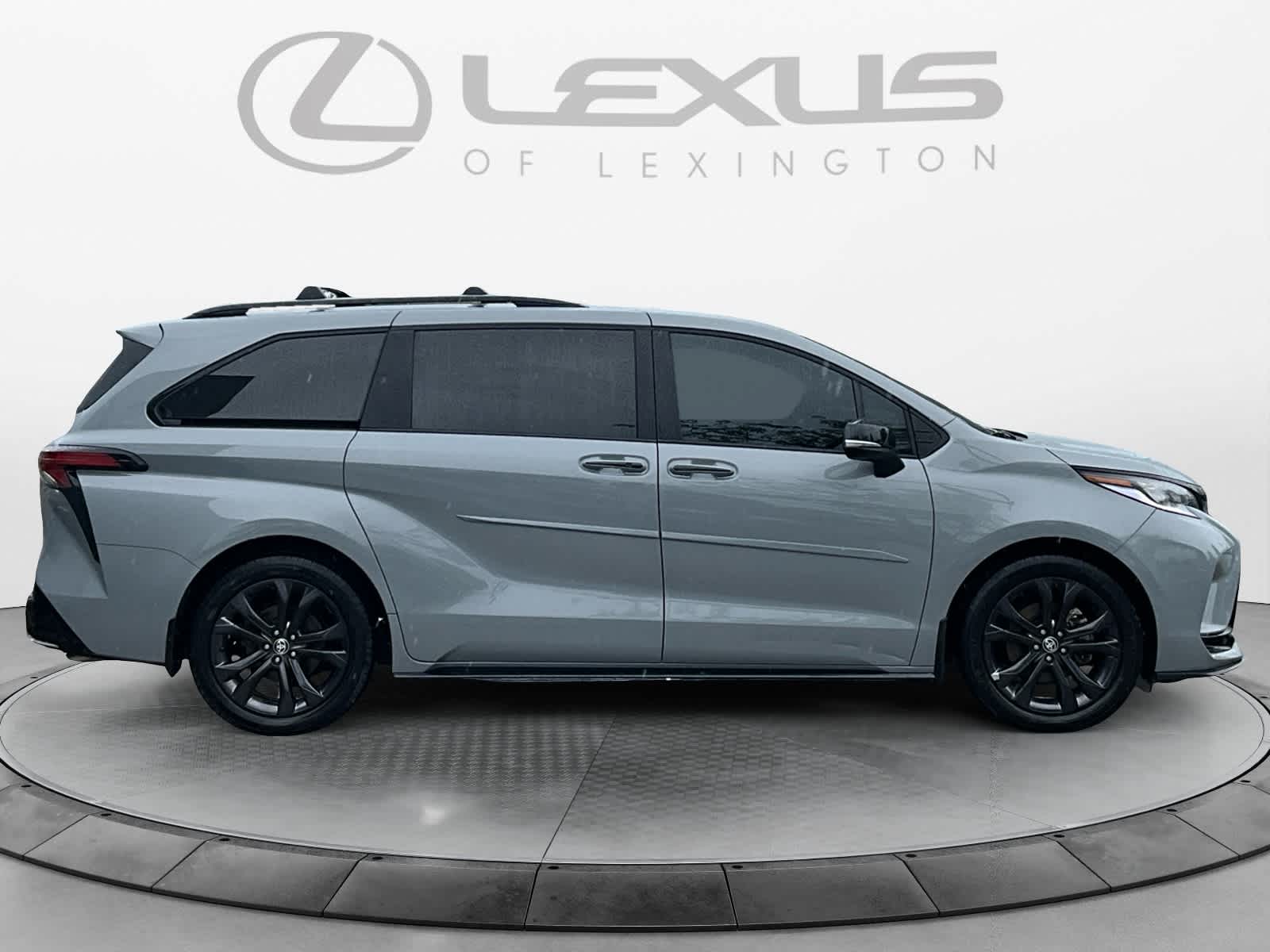 2025 Toyota Sienna XSE
