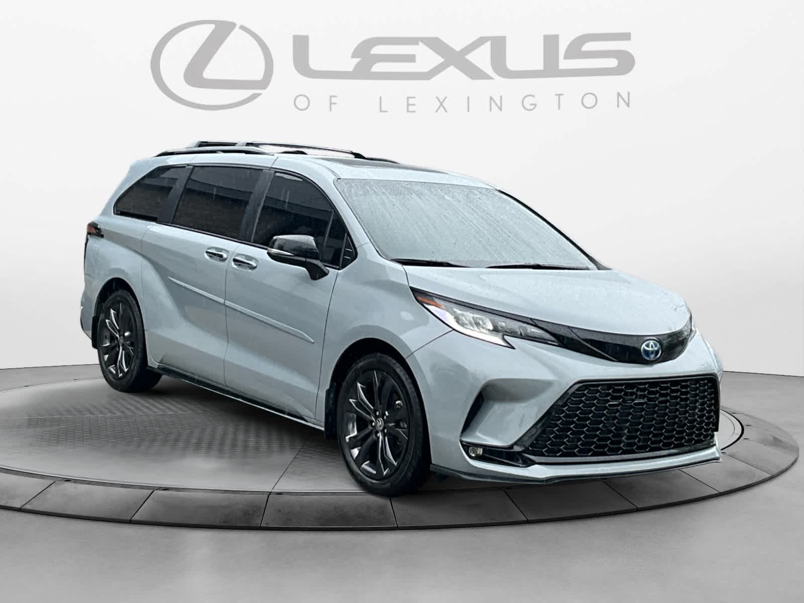 2025 Toyota Sienna XSE