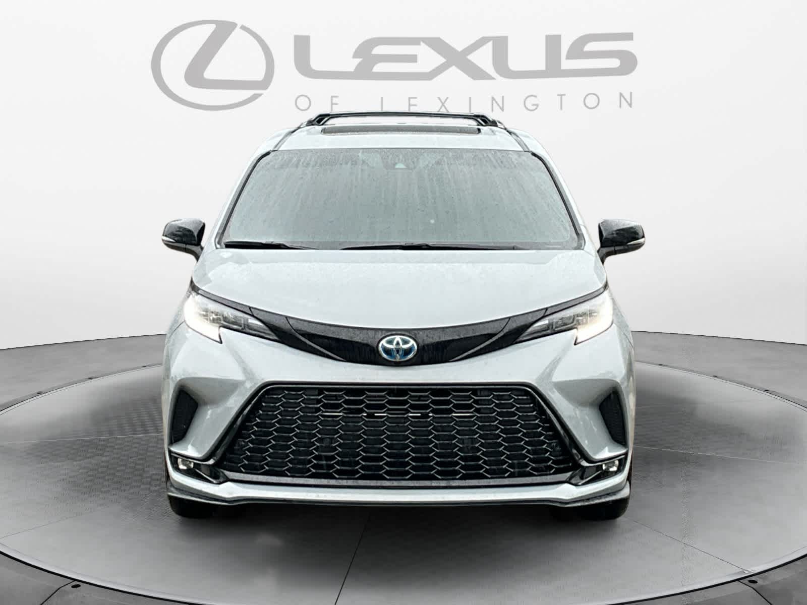2025 Toyota Sienna XSE