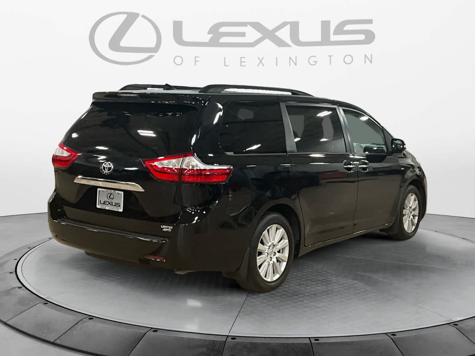 2017 Toyota Sienna Limited Premium