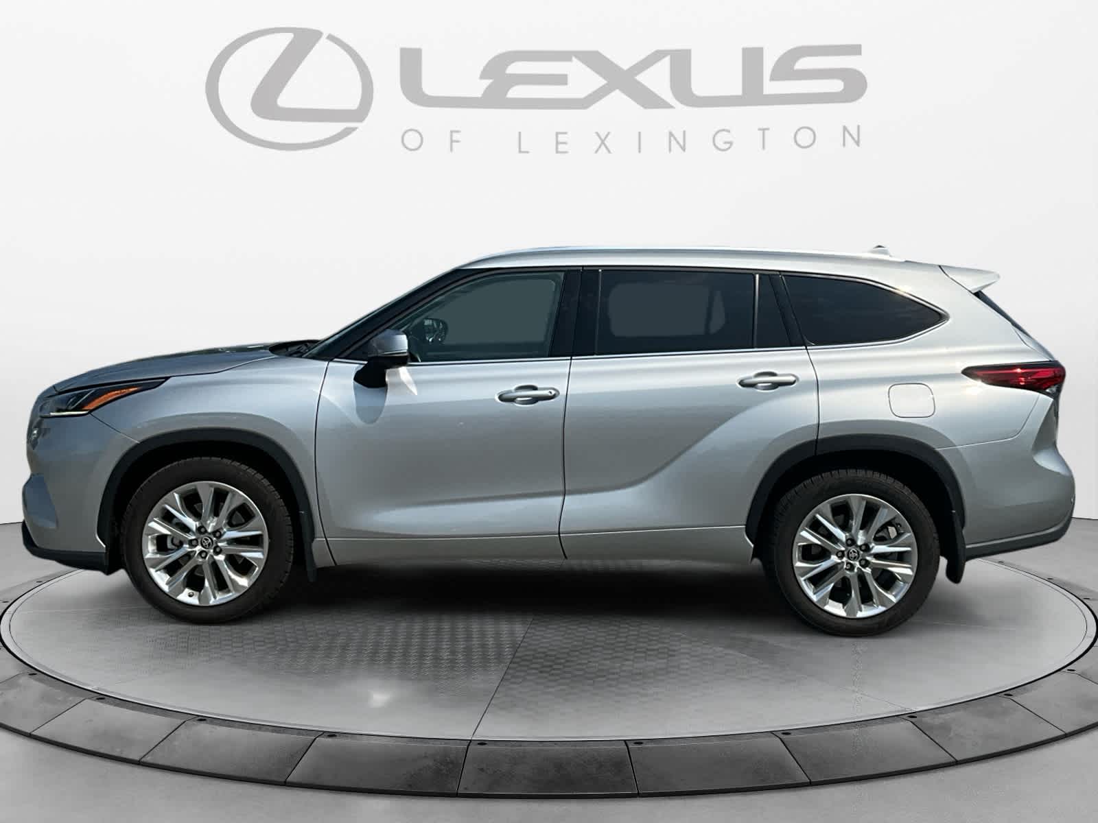 2022 Toyota Highlander Limited