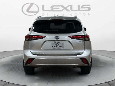 2021 Toyota Highlander Hybrid Platinum