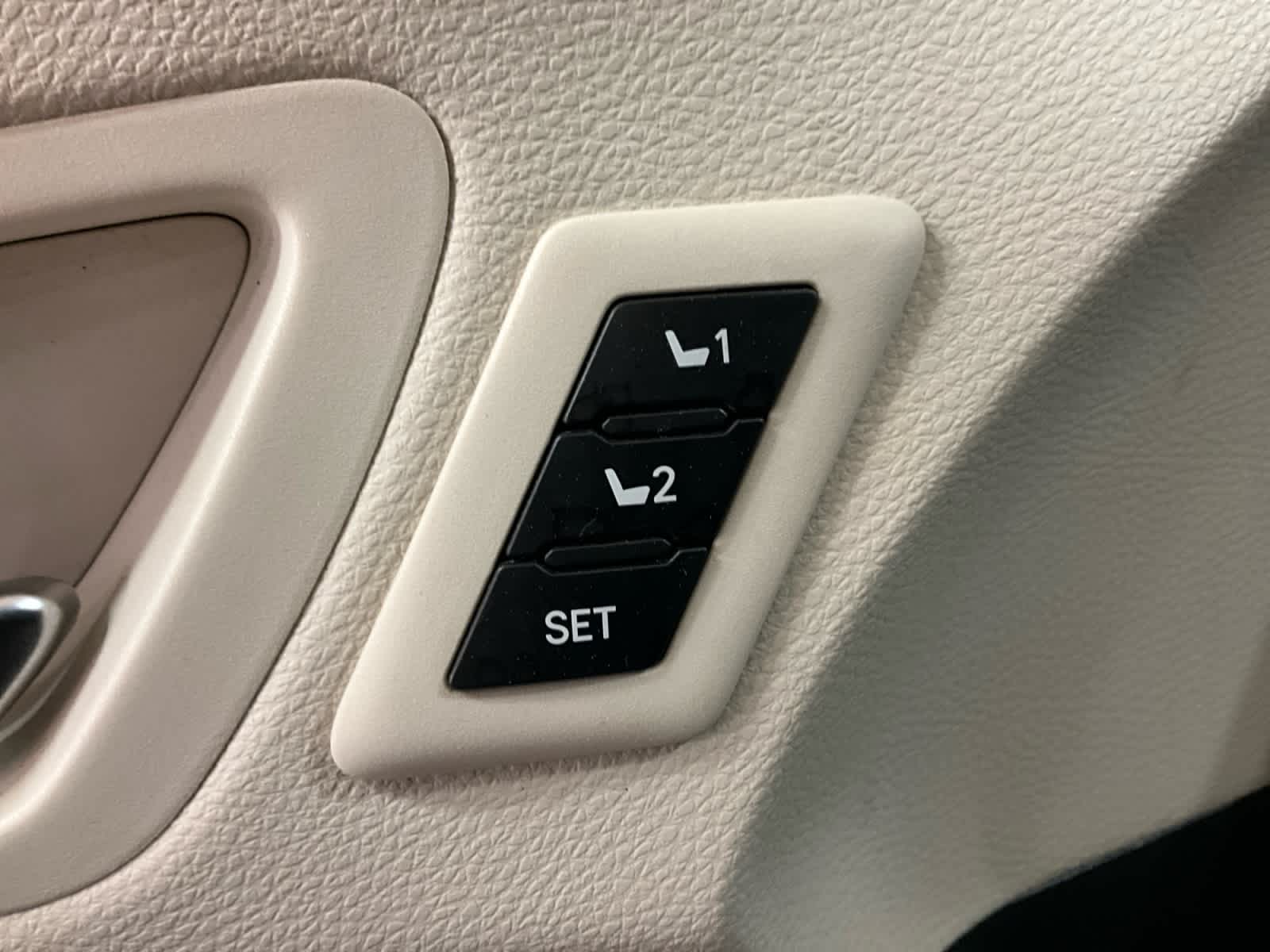 2021 Toyota Sienna Platinum