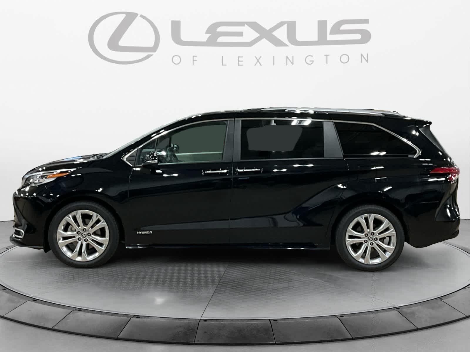 2021 Toyota Sienna Platinum