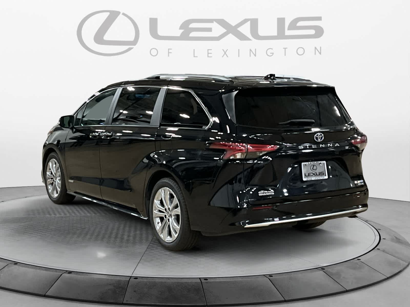 2021 Toyota Sienna Platinum