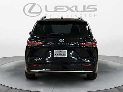 2021 Toyota Sienna Platinum