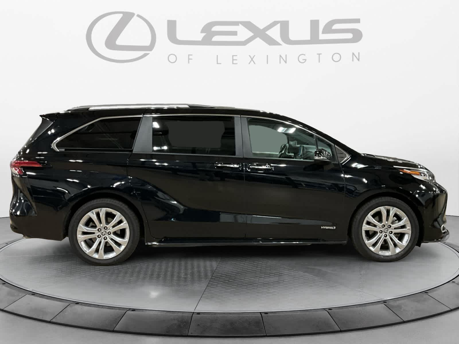 2021 Toyota Sienna Platinum