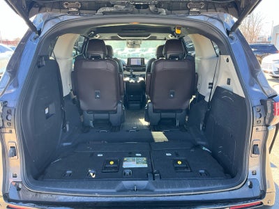 2023 Toyota Sienna Platinum