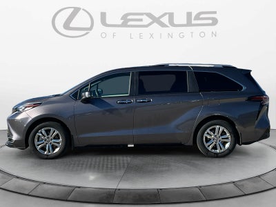 2023 Toyota Sienna Platinum