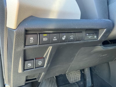 2023 Toyota Sienna Platinum