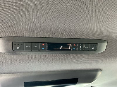 2023 Toyota Sienna Platinum