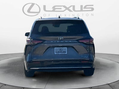 2023 Toyota Sienna Platinum
