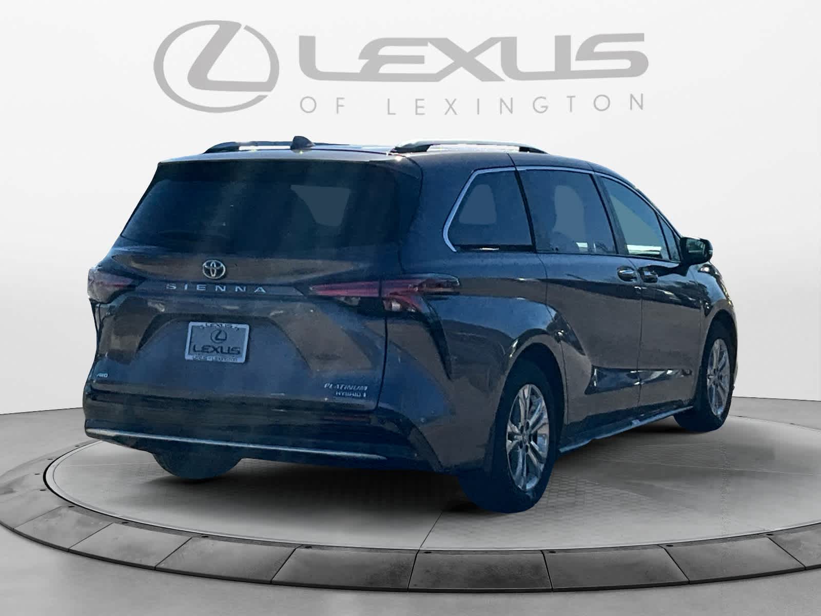 2023 Toyota Sienna Platinum