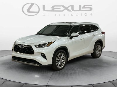 2023 Toyota Highlander Hybrid Platinum