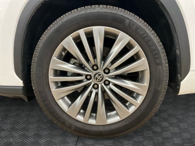 2023 Toyota Highlander Hybrid Platinum