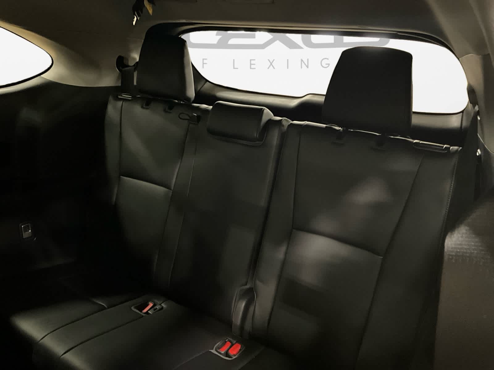 2023 Toyota Highlander Hybrid Platinum