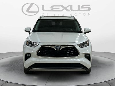 2023 Toyota Highlander Hybrid Platinum
