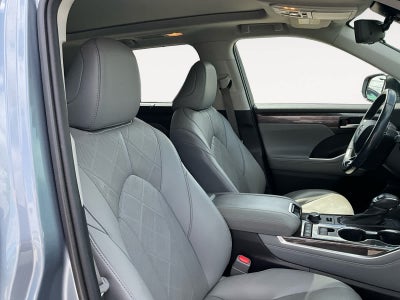 2020 Toyota Highlander Platinum