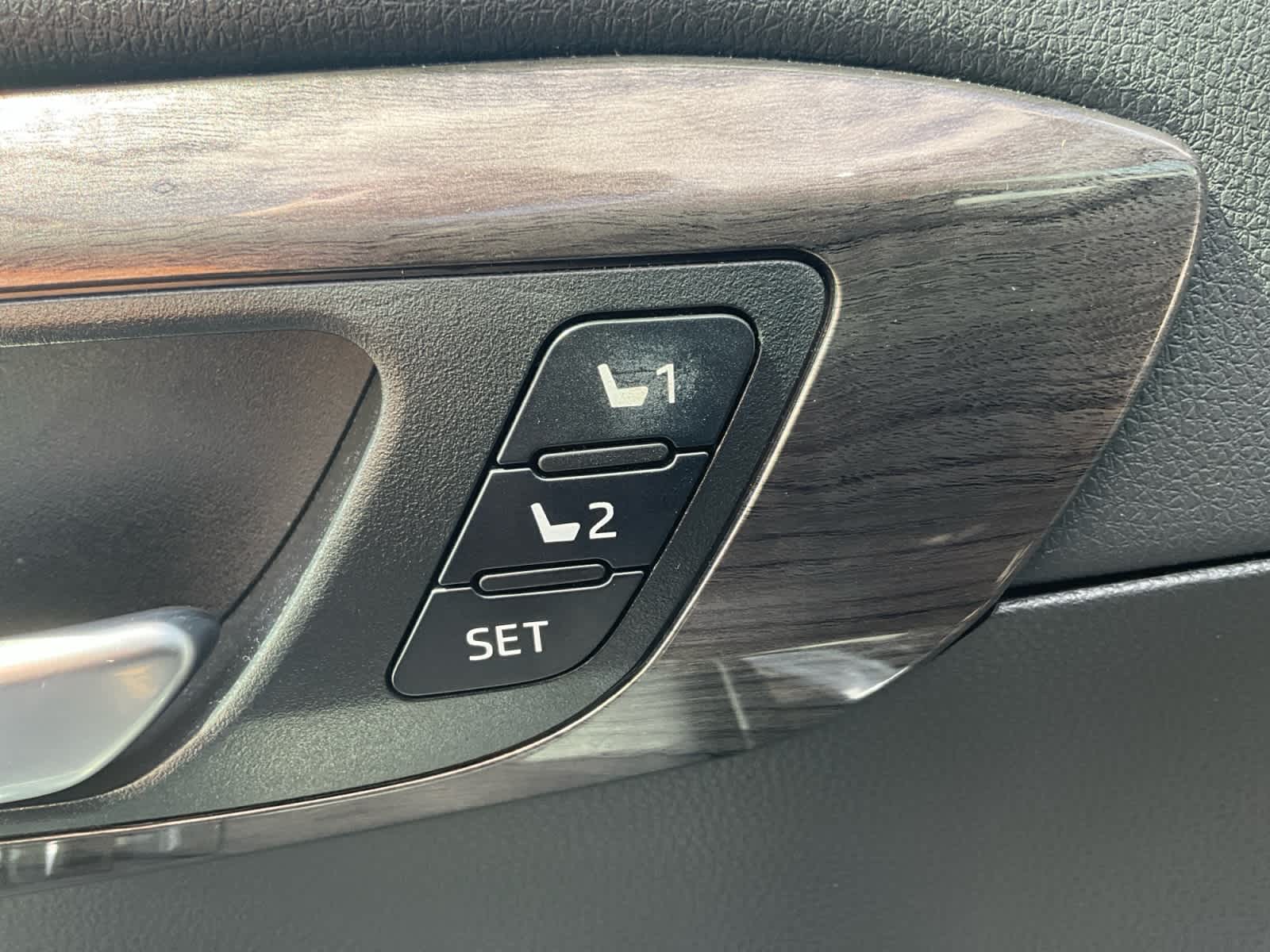 2020 Toyota Highlander Platinum