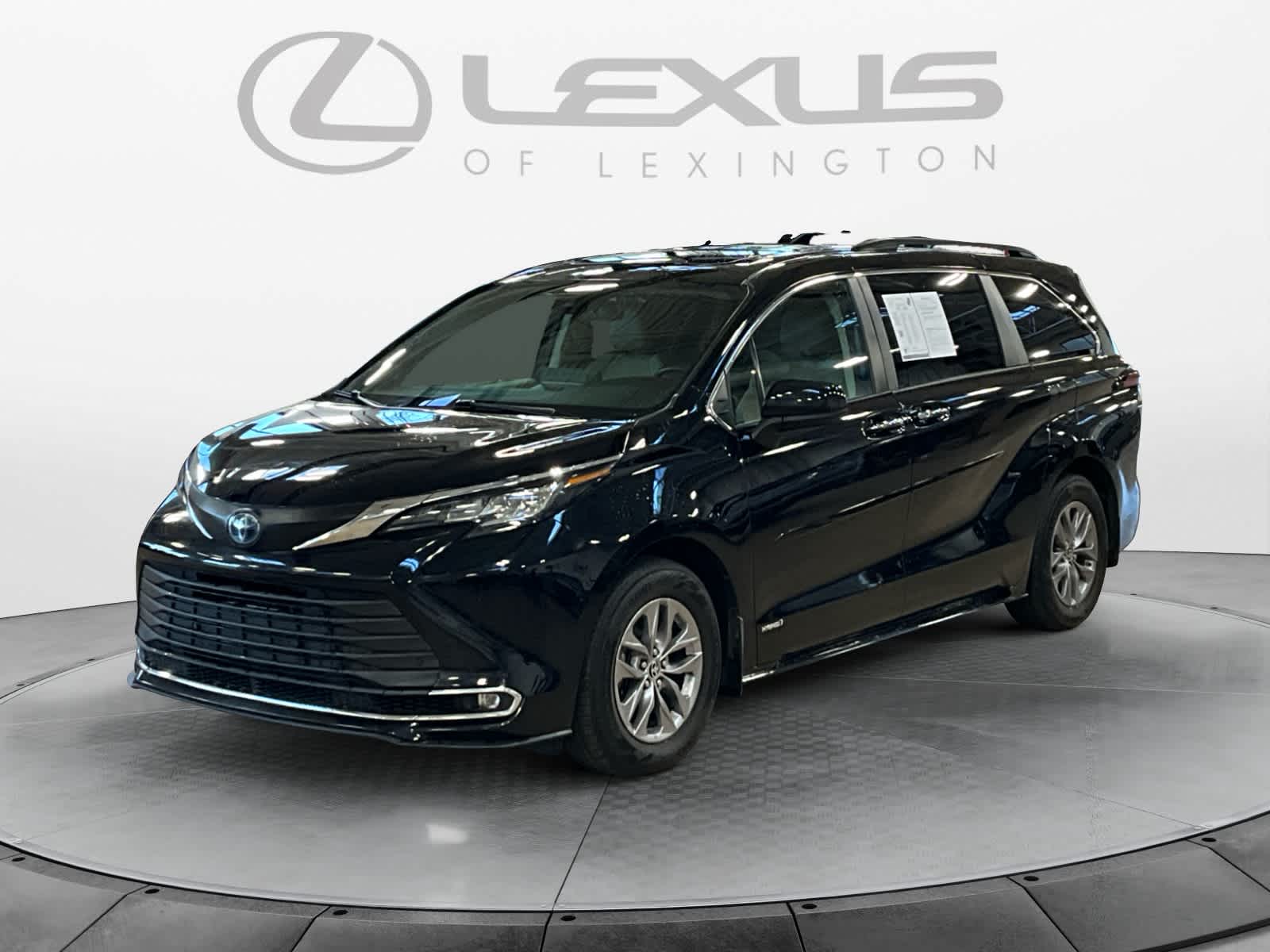 2021 Toyota Sienna XLE