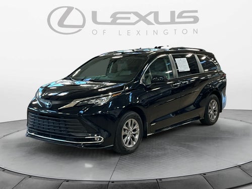2021 Toyota Sienna XLE