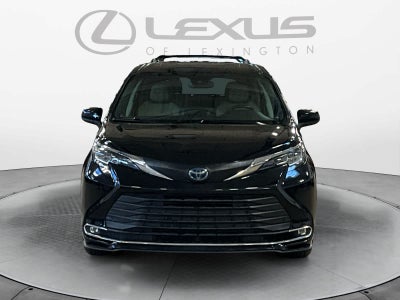 2021 Toyota Sienna XLE